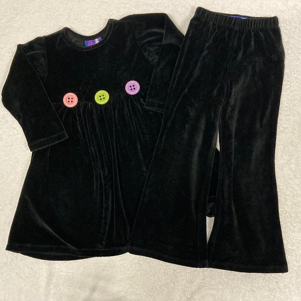 Vintage 90’s Wee winter Woolies by flap happy size 3 black velour button set